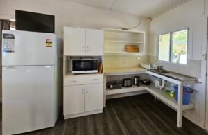 Kitchen Sunset Beach Bungalows accommodation Hideaway Bay Whitsundays Airlie beach cape gloucester