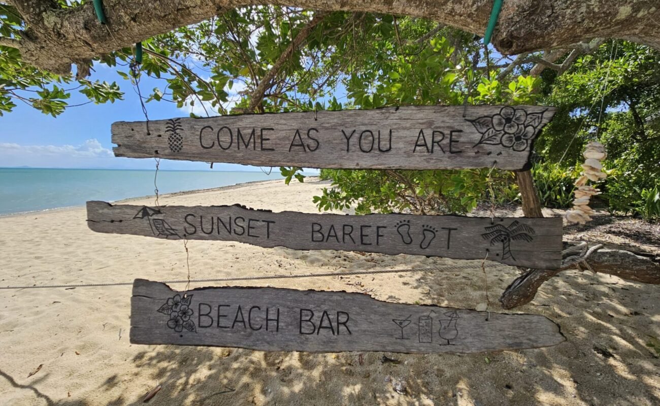 Sunset barefoot bar Sunset barefoot bar sign